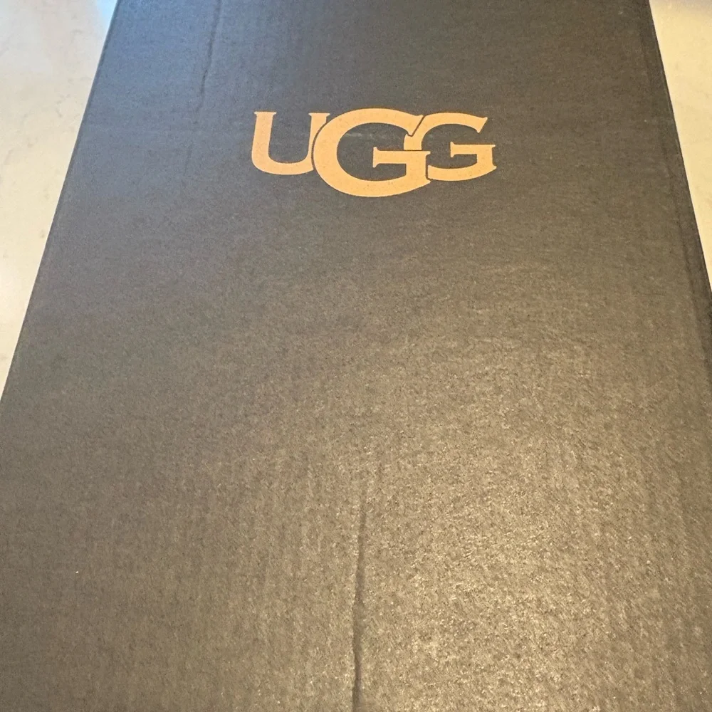 UGG Men's Gray Loafers - Picture 6 of 6